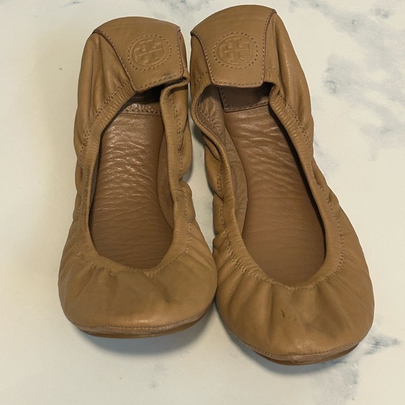 Tory Burch Camel Leather Ballet Flats - Picture 1 of 5